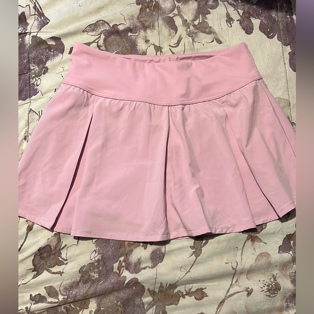 NEVER WORN Aeropostale skirt
